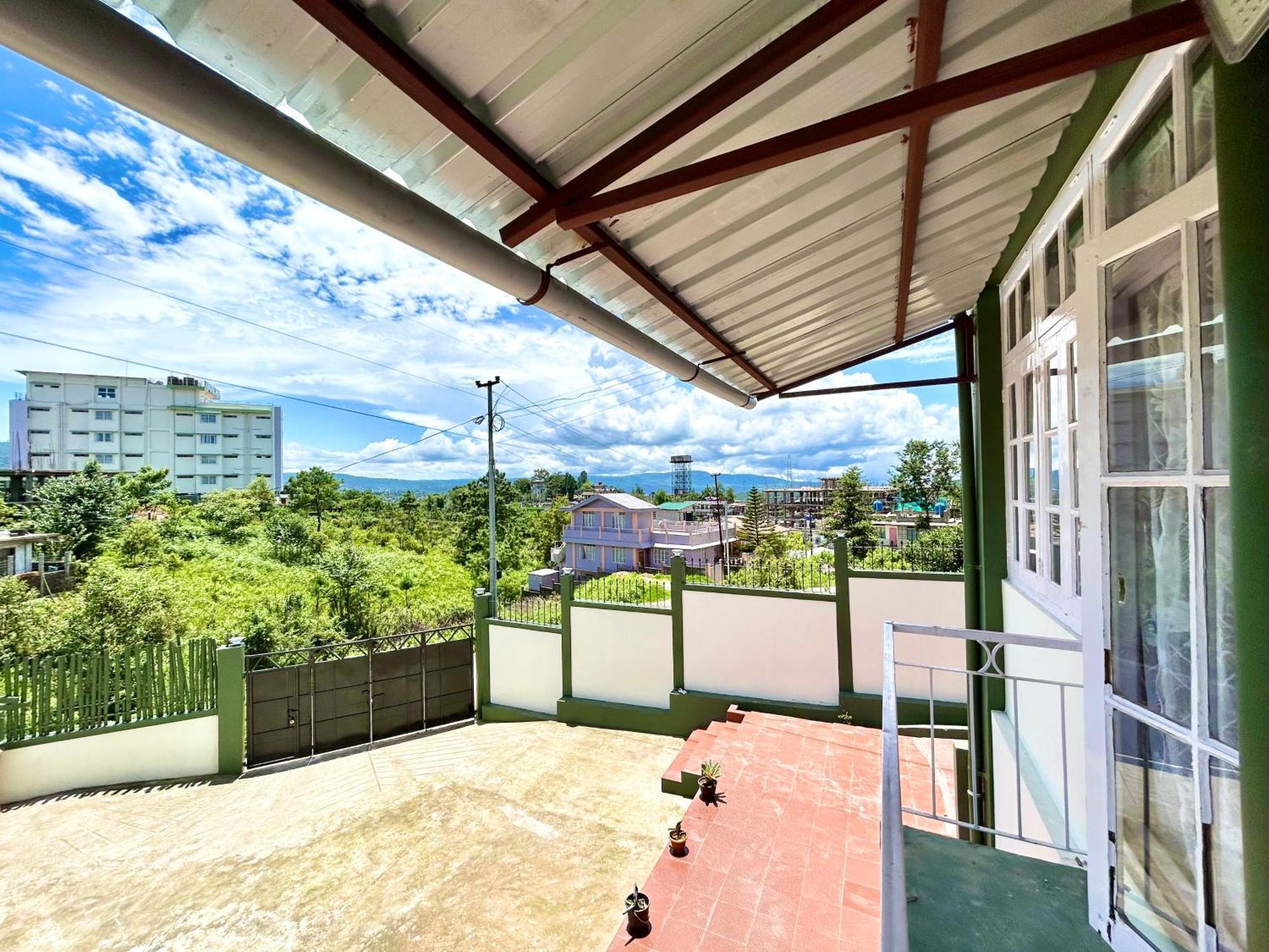 Yepplo Holiday Home - Complimentary Breakfast - 24 Hrs Caretaker & Power Backup Shillong Eksteriør bilde