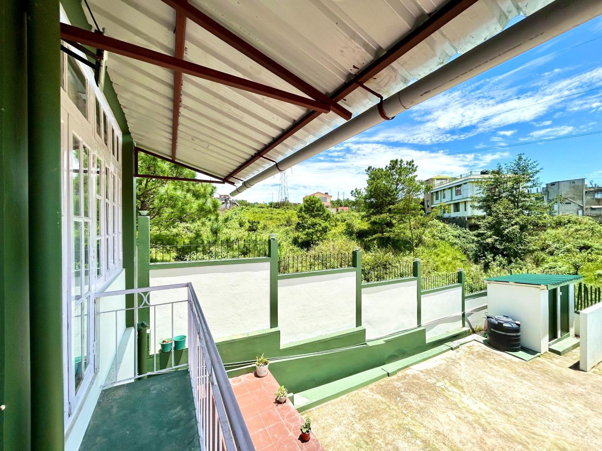 Yepplo Holiday Home - Complimentary Breakfast - 24 Hrs Caretaker & Power Backup Shillong Eksteriør bilde