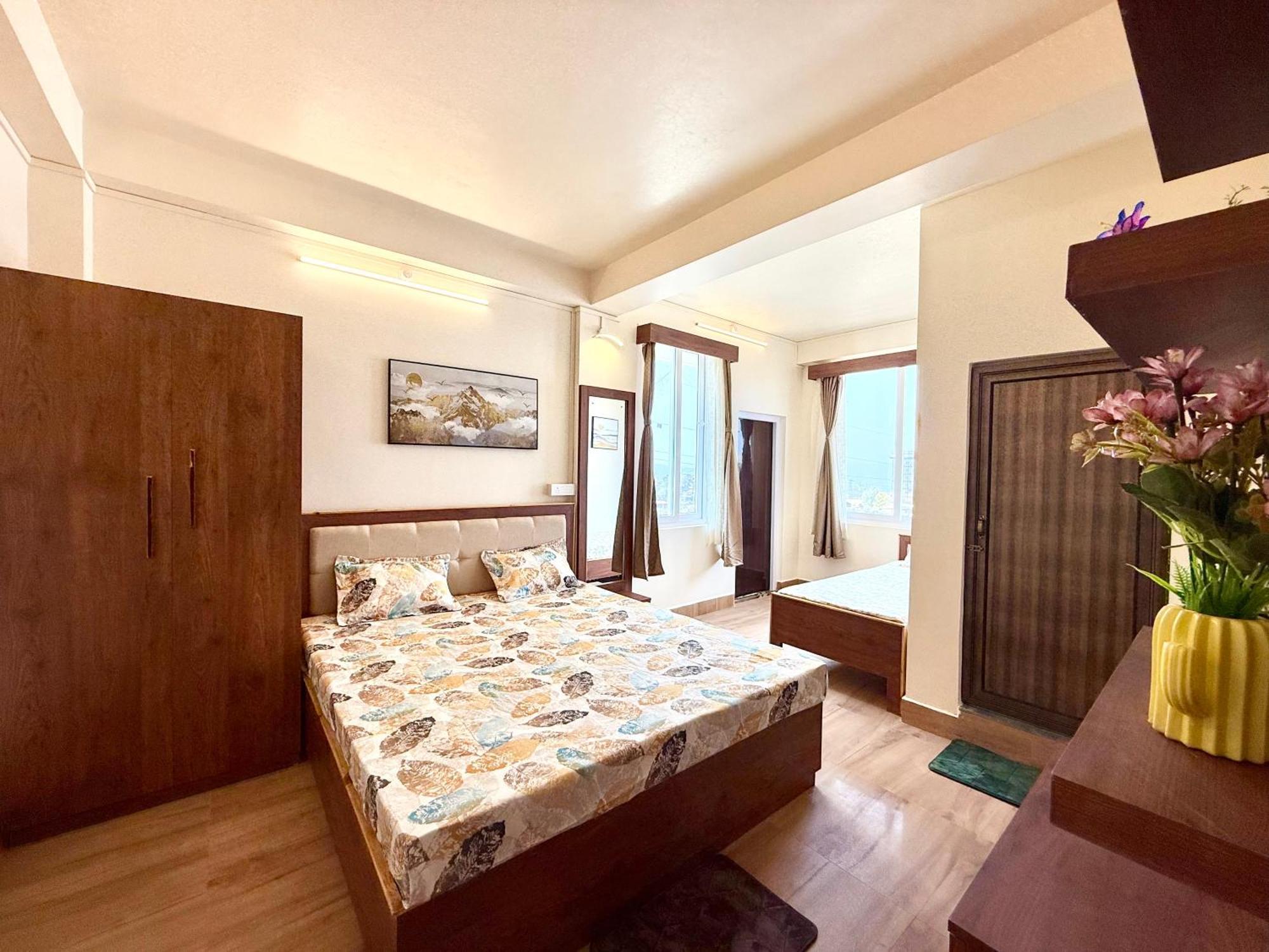 Yepplo Holiday Home - Complimentary Breakfast - 24 Hrs Caretaker & Power Backup Shillong Eksteriør bilde