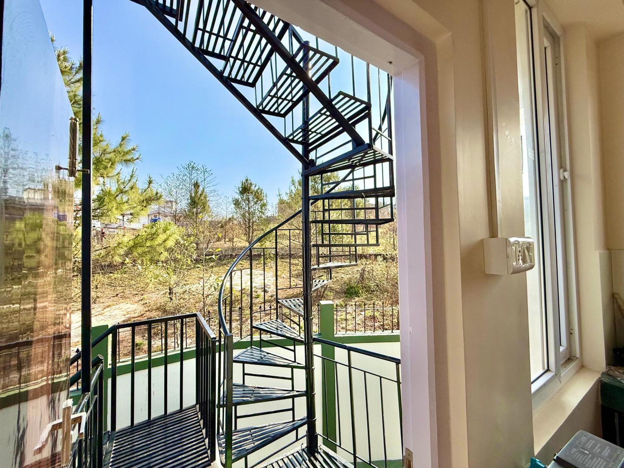 Yepplo Holiday Home - Complimentary Breakfast - 24 Hrs Caretaker & Power Backup Shillong Eksteriør bilde